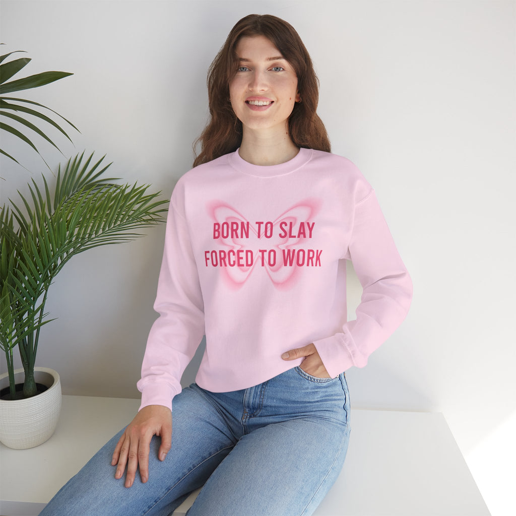 Born to Slay™ Oversized Pink Sweatshirt – Aesthetic Cozy Crewneck for Women | Trendy Casual Wear | TikTok Viral Style