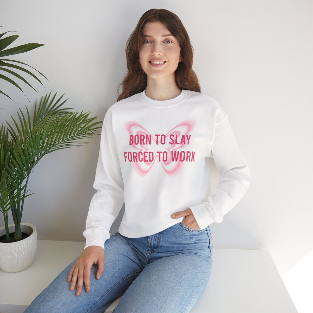 Born to Slay™ Oversized Pink Sweatshirt – Aesthetic Cozy Crewneck for Women | Trendy Casual Wear | TikTok Viral Style